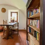 Ca' Becca-bioglio La Casa Dei Giardini *