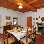 Ca' Becca-bioglio La Casa Dei Giardini *