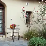 Ca' Becca-bioglio La Casa Dei Giardini