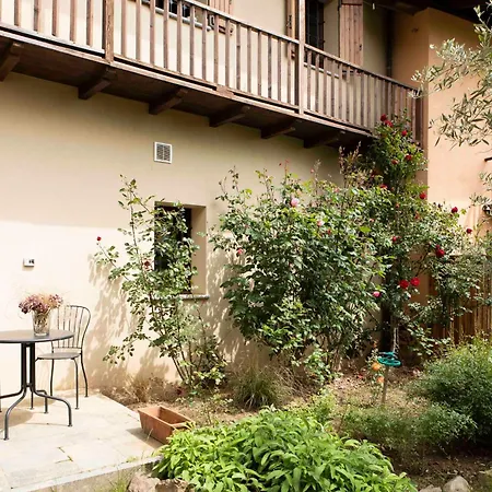 Ca' Becca-bioglio La Casa Dei Giardini *