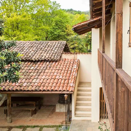 Ca' Becca-bioglio La Casa Dei Giardini Bioglio