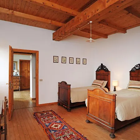 Villa Ca' Becca-bioglio La Casa Dei Giardini Bioglio