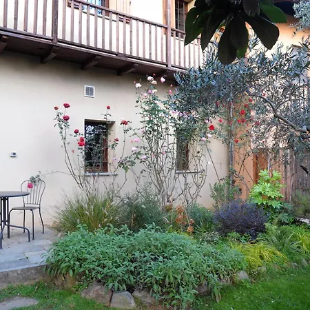 Villa La Casa Dei Giardini, Frazione Becca, Bioglio