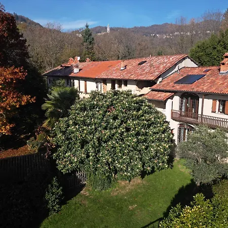 La Casa Dei Giardini, Frazione Becca, Bioglio Villa *