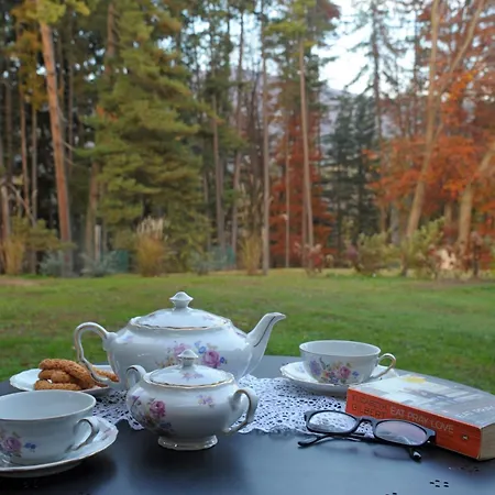 Ca' Becca-bioglio La Casa Dei Giardini Villa *