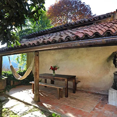 Ca' Becca-bioglio La Casa Dei Giardini *