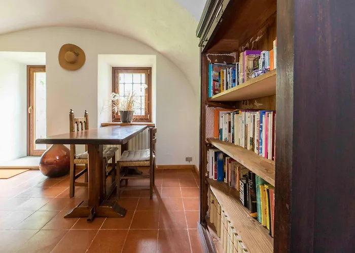 Ca' Becca-bioglio La Casa Dei Giardini *