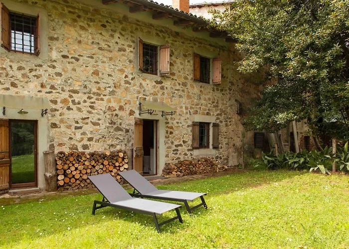 Ca' Becca-bioglio La Casa Dei Giardini