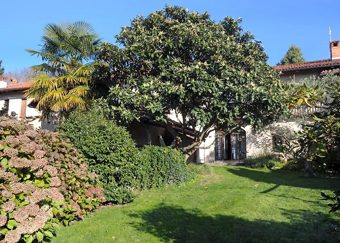 Villa Ca' Becca-bioglio La Casa Dei Giardini Bioglio