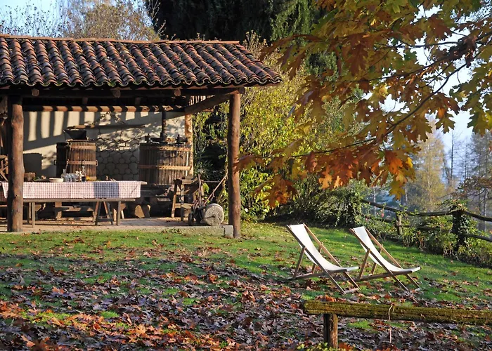 Ca' Becca-bioglio La Casa Dei Giardini Villa